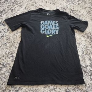 Nike boys XL games goals glory dri fit t shirt